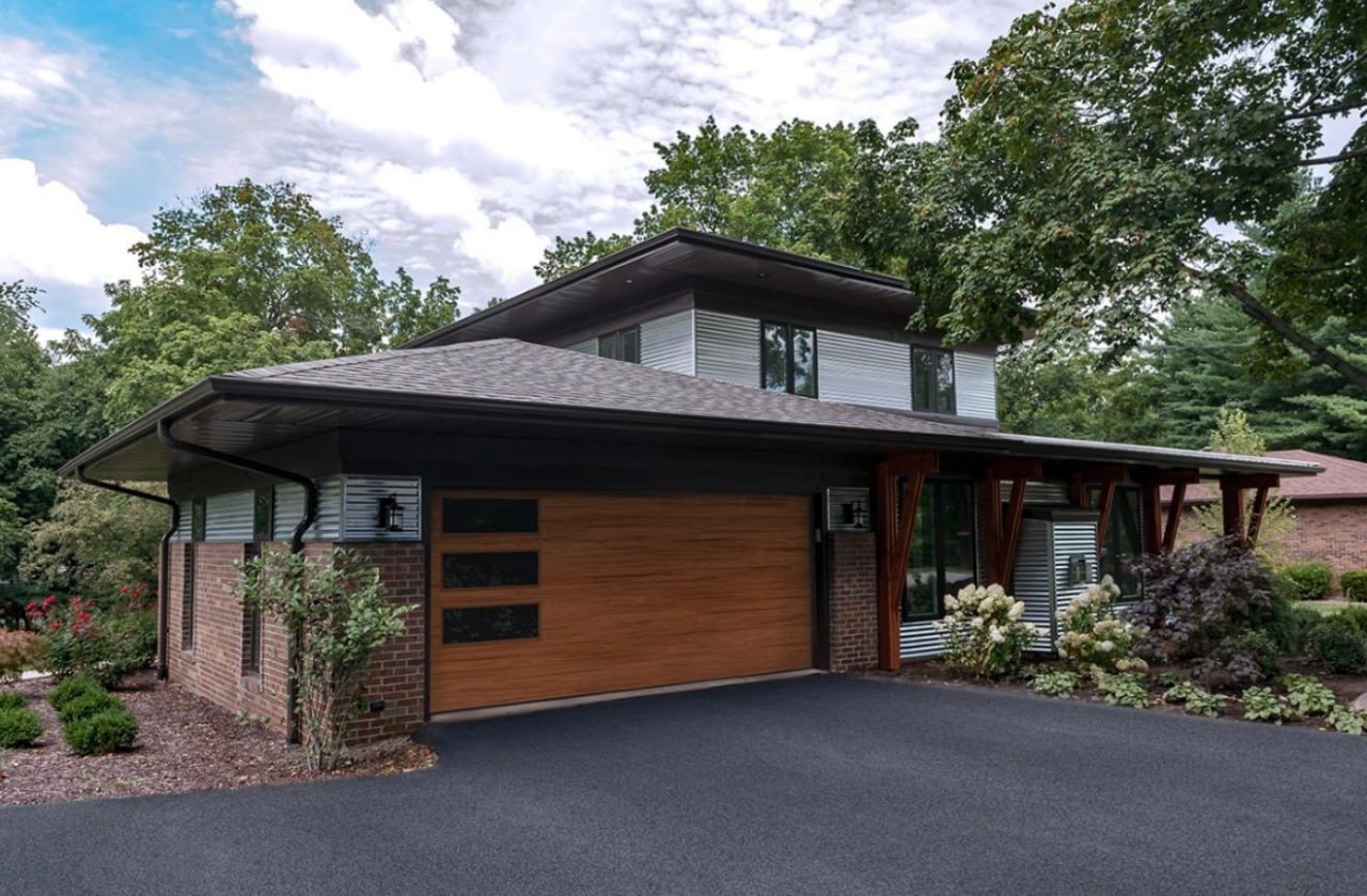 New modern garage door installation in Rockwall TX